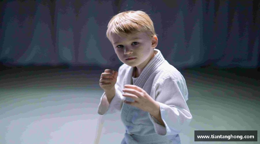 开云kaiyun团结奋进，共赢未来！